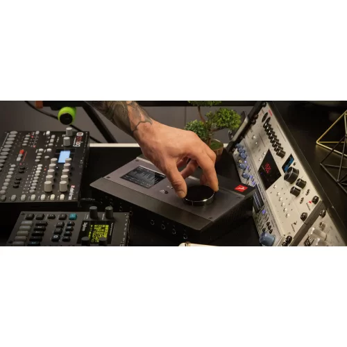 Antelope Audio Zen Tour Synergy Core Аудиоинтерфейс USB, Thunderbolt, 32х32