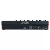 Behringer 2-XM Аналоговый синтезатор