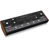 Behringer TORO Аналоговый бас-синтезатор