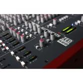 Allen & Heath ZED-420  (ZED2042) 20-канальный аналоговый микшер