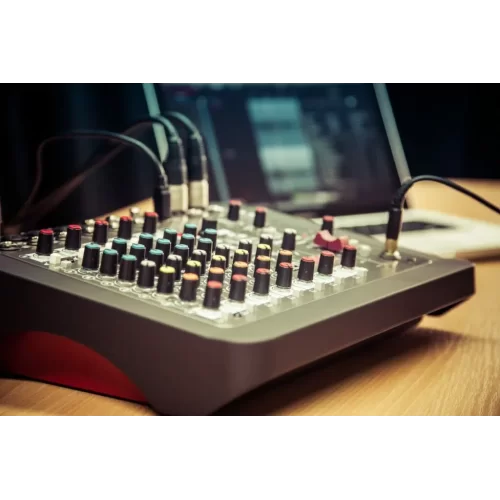 Allen & Heath ZEDi10FX 10-канальный аналоговый микшер, FX