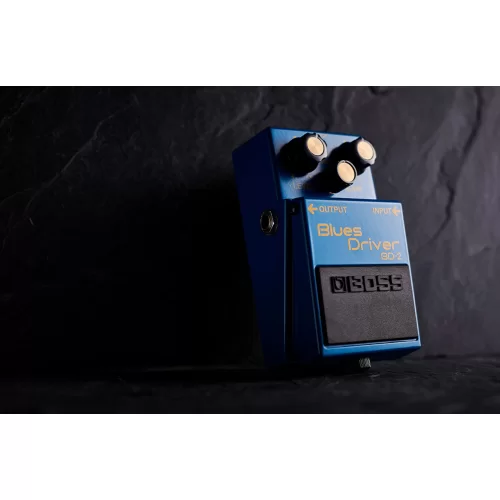 Boss BD-2 Blues Driver Гитарная педаль блюз-драйвер
