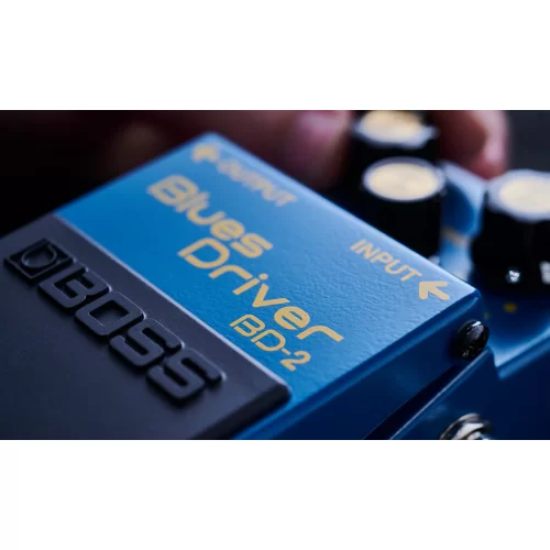 Boss BD-2 Blues Driver Гитарная педаль блюз-драйвер