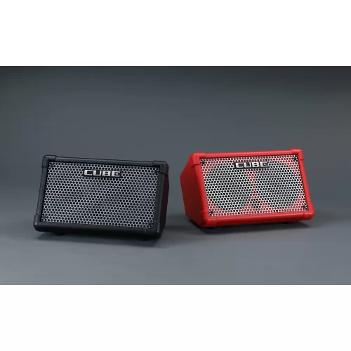Boss Cube Street II (CUBE-ST2) Автономный комбоусилитель, 10 Вт., 2х6,5"