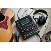 Boss Gigcaster 5 (GCS-5) 5-канальный микшер и аудиоинтерфейс
