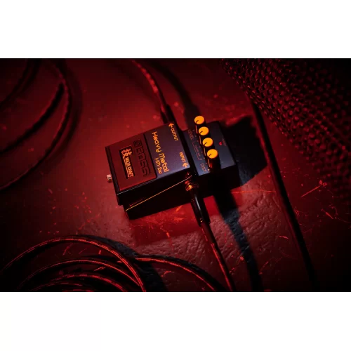 Boss HM-2W Гитарная педаль