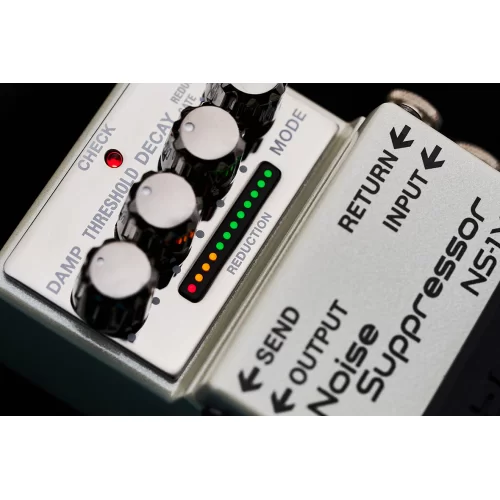 Boss NS-1X Гитарная педаль шумопоглотитель