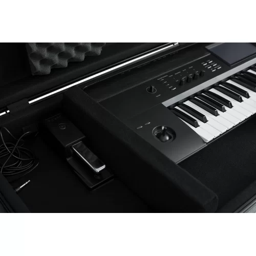 GATOR GTSA-KEY76 Пластиковый кейс для 76 клавиш