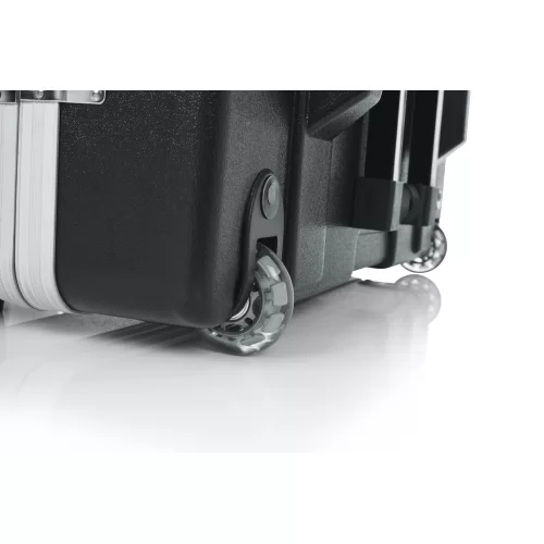 Gator G-MIX 20x30 Пластиковый кейс для микшеров на колесах