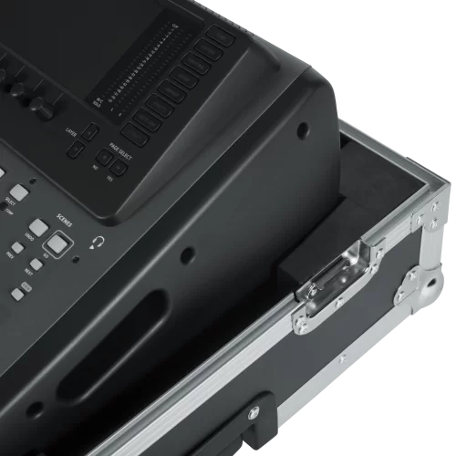 Gator G-TOUR X32CMPCTW Деревянный флайт-кейс для Behringer X32 Compact