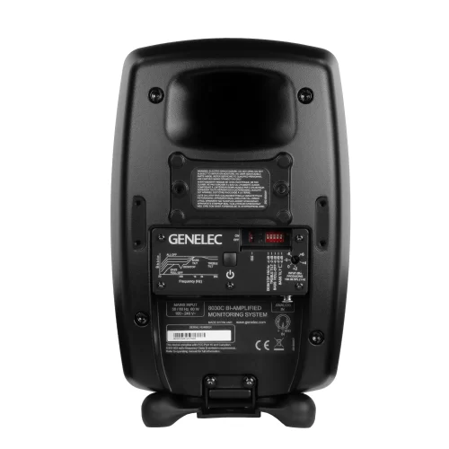 Genelec 8030CM Студийный монитор, 5"
