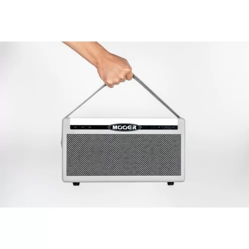 Mooer SD30i Автономный гитарный комбоусилитель, 30 Вт., 2х4", Bluetooth