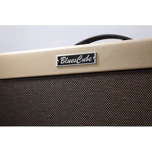 Roland Blues Cube Stage (BC-STAGE) Гитарный комбоусилитель, 60 Вт., 12"