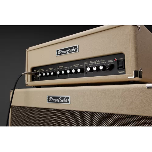Roland Blues Cube Tour Гитарный усилитель, 100 Вт.