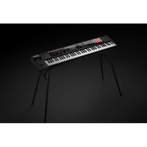 Roland FA-07 Рабочая станция