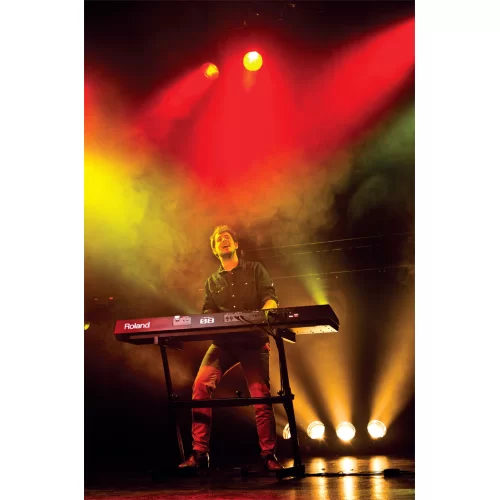 Roland FA-08 Рабочая станция