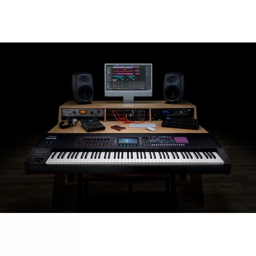 Roland Fantom-8-EX Рабочая станция