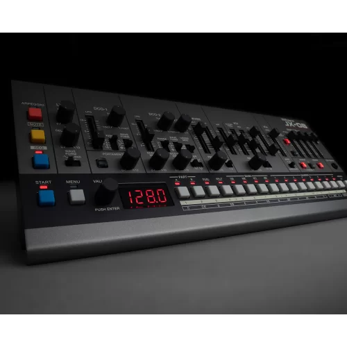 Roland JX-08 Синтезатор