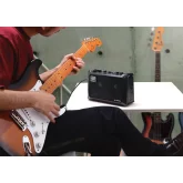 Roland MOBILE CUBE Комбоусилитель, 5 Вт., 2x4"