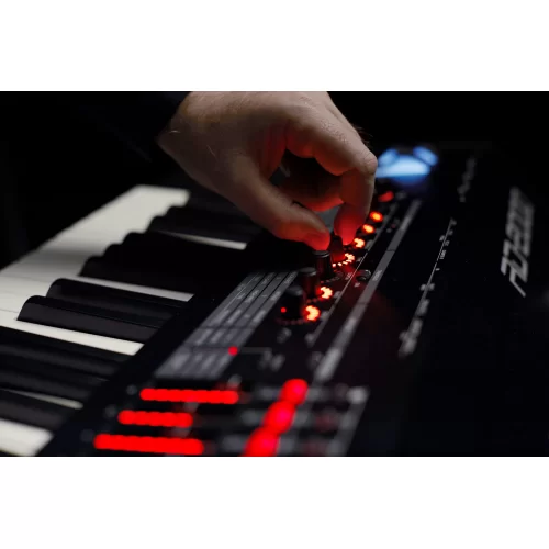 Roland RD-2000 Цифровое пианино