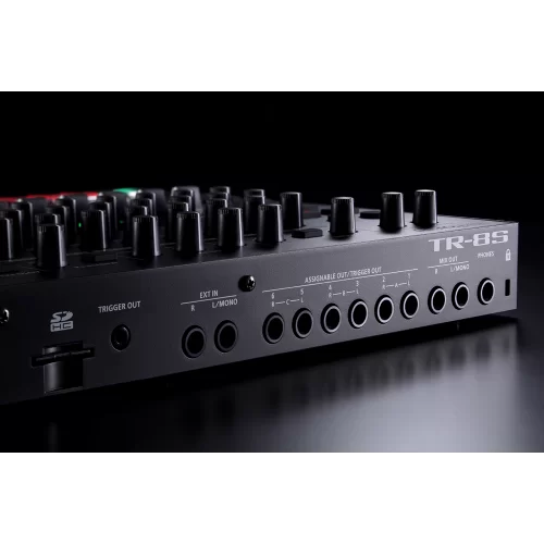 Roland TR-8S Драм-машина