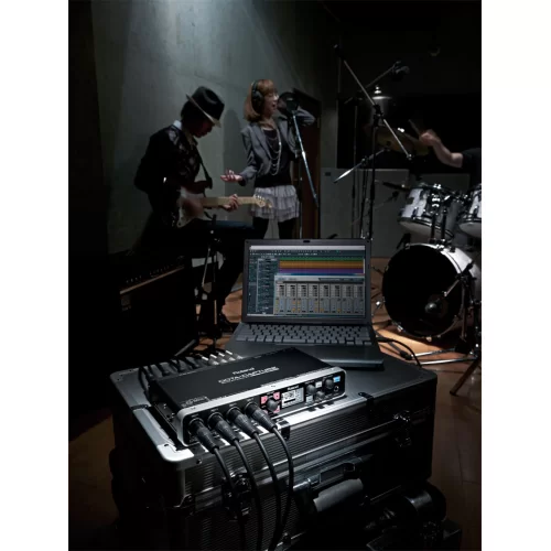 Roland UA-1010 Аудиоинтерфейс USB, 10х10
