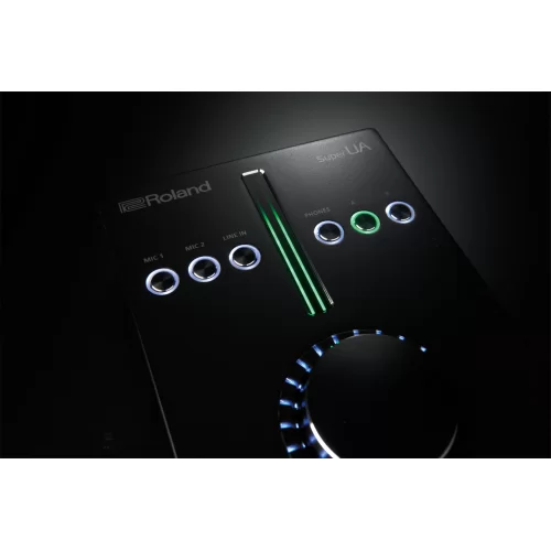 Roland UA-S10 Аудиоинтерфейс USB 4x4