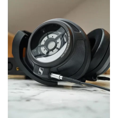 Sennheiser HD 820 Закрытые наушники