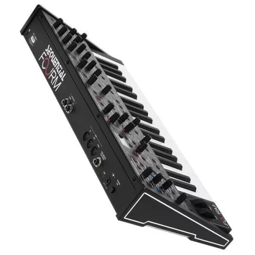 Sequential FourM 4-голосый аналоговый синтезатор