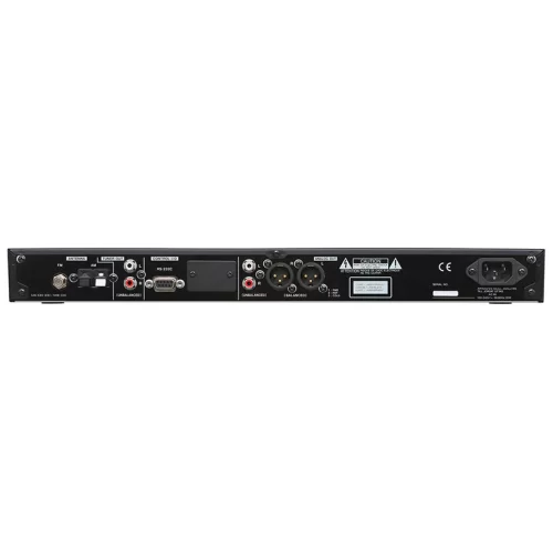 Tascam CD-400U Медиаплеер CD/SD/USB, FM тюнер, Bluetooth