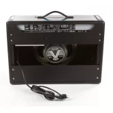 Fender '68 Custom Deluxe Reverb Гитарный ламповый комбоусилитель, 22 Вт., 12"