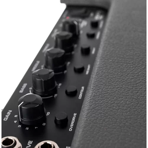 Peavey Max 150 Басовый комбоусилитель, 150 Вт., 12"