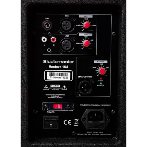 Studiomaster Venture 15A Активная АС, 600 Вт., 15"